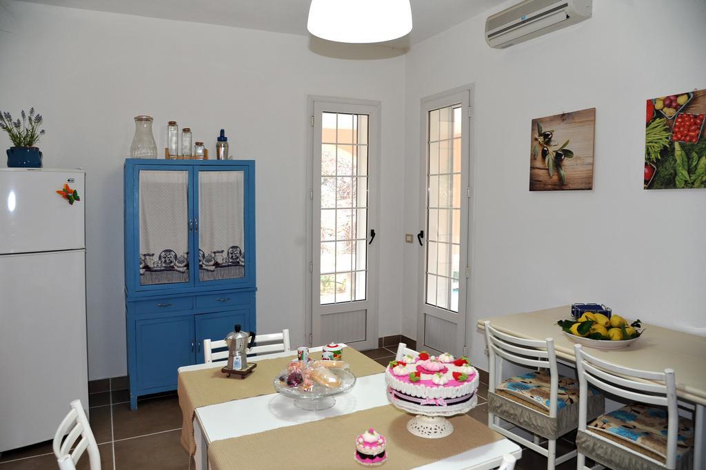 Cala Bernardo Apartment Calabernardo Phòng bức ảnh